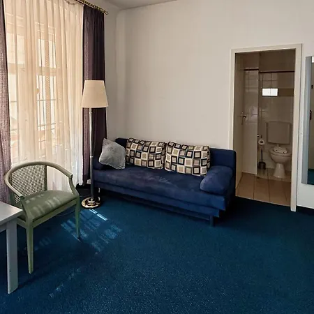 Altstadthotel 3*
