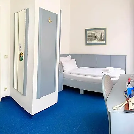 Altstadthotel 3*