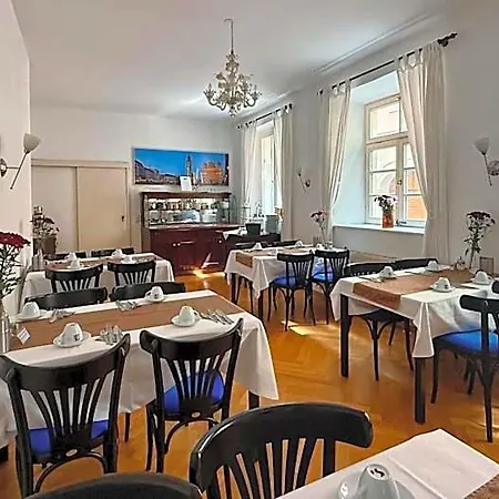 מלון Altstadthotel