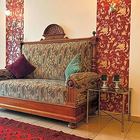 Altstadthotel מלון 3*
