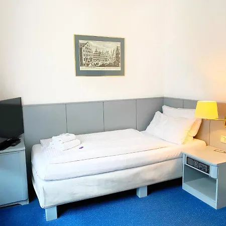 Altstadthotel 3* אוגסבורג